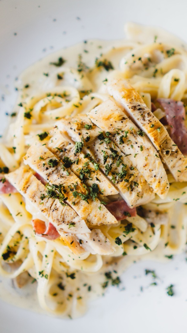 Fettuccine Alfredo