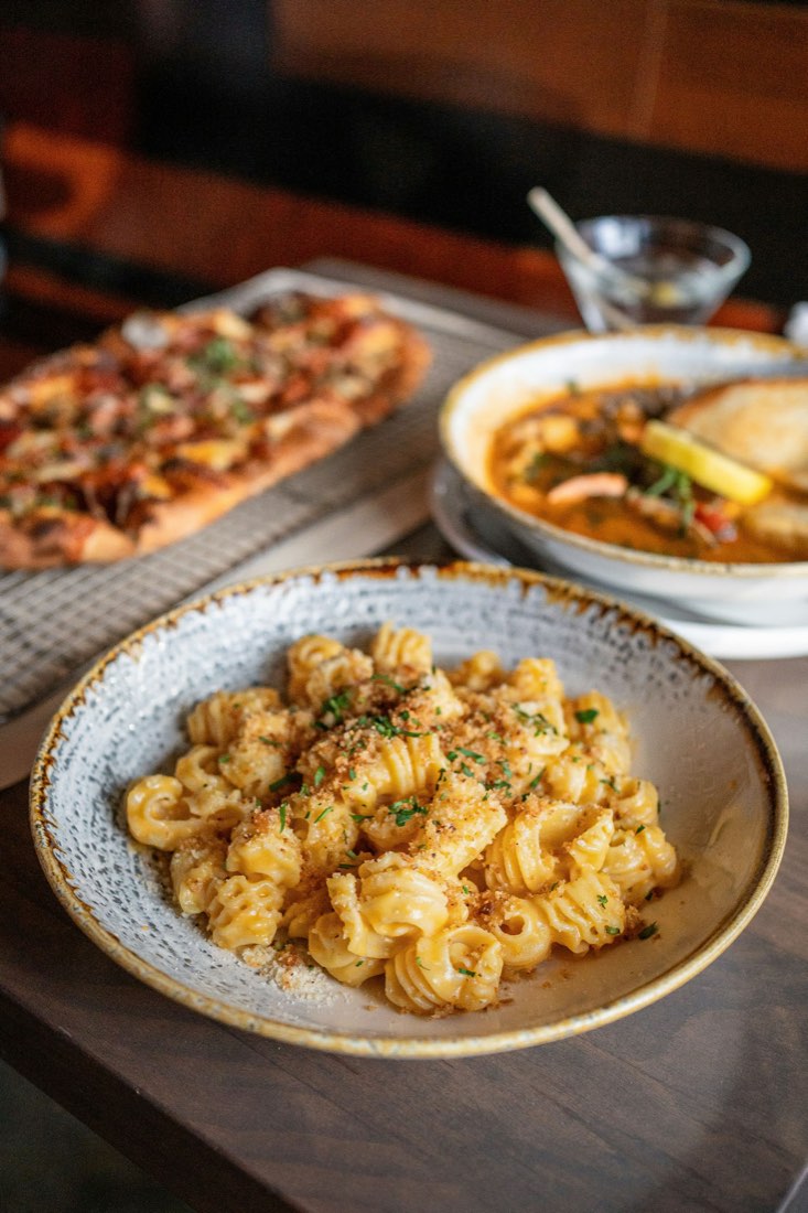 Classic Baked Mac & Cheese